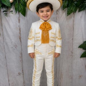 MODELO TRAJE CHARRO ECO