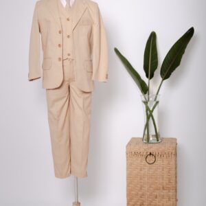 MODELO TRAJE LINO